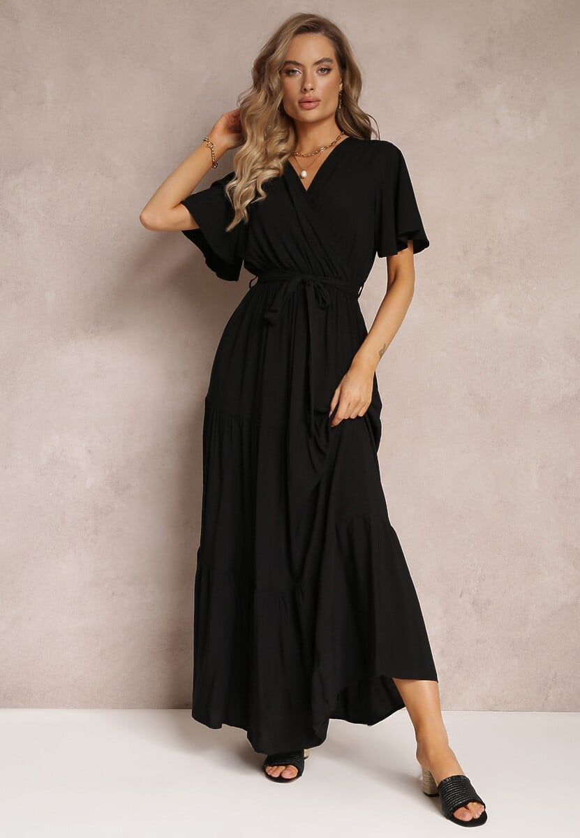 Czarna Rozkloszowana Sukienka z Wiązanym Paskiem Adotine