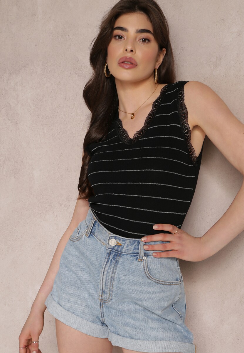 Czarny Top Ozdobiony Subtelną Koronką i Metaliczną Nicią z Wiskozy Atatada