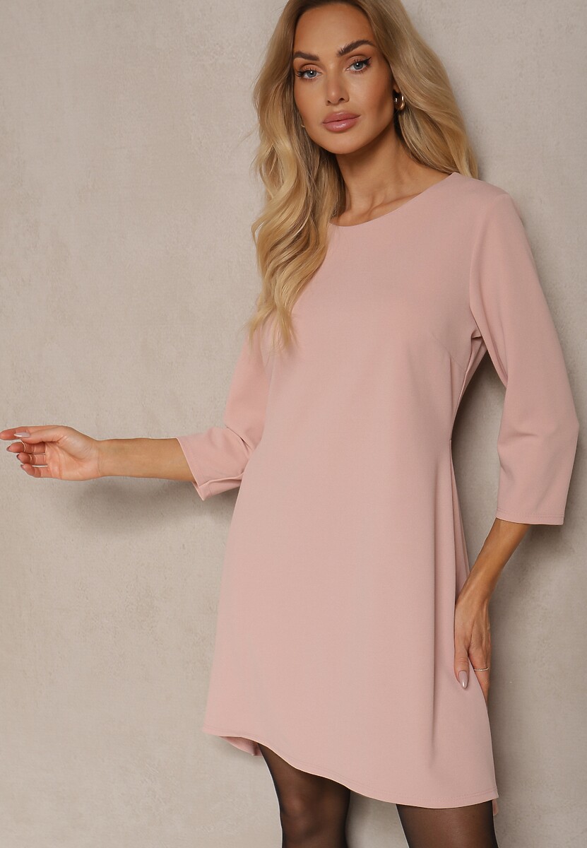 Zielona Sukienka o Trapezowym Kroju z Dłuższym Tyłem Gemivra