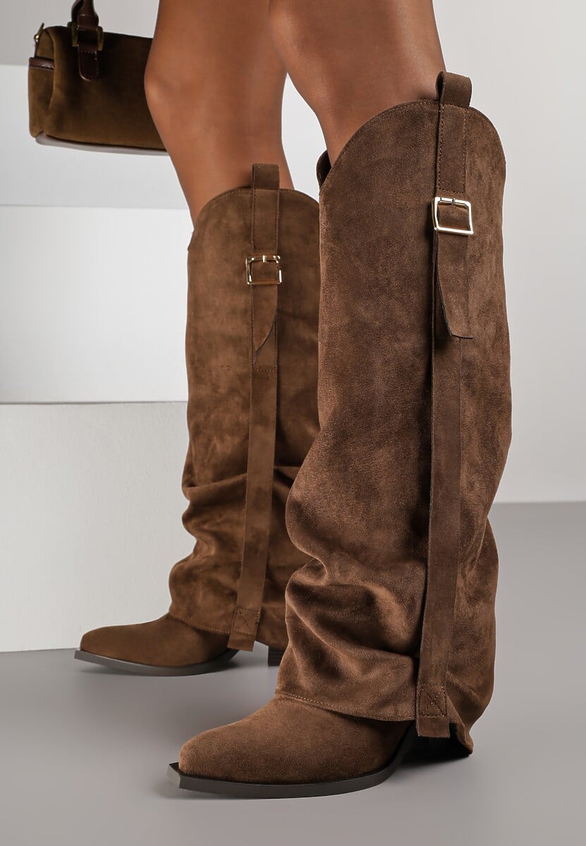 Brązowe Kozaki na Stożku Typu Kowbojki Ozdobione Klamrą i Wywiniętą Cholewką Nalirella