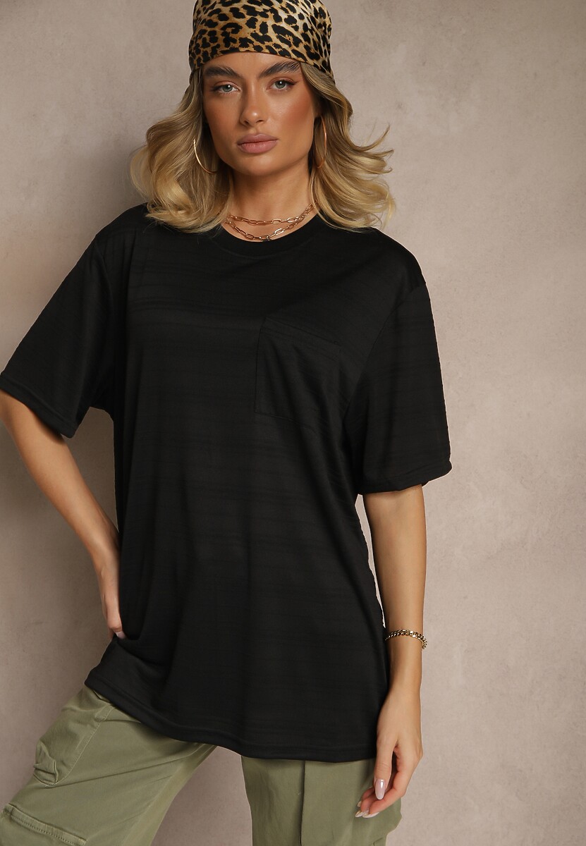 Czarna Koszulka T-shirt z Naszytą Kieszonką TLanitra