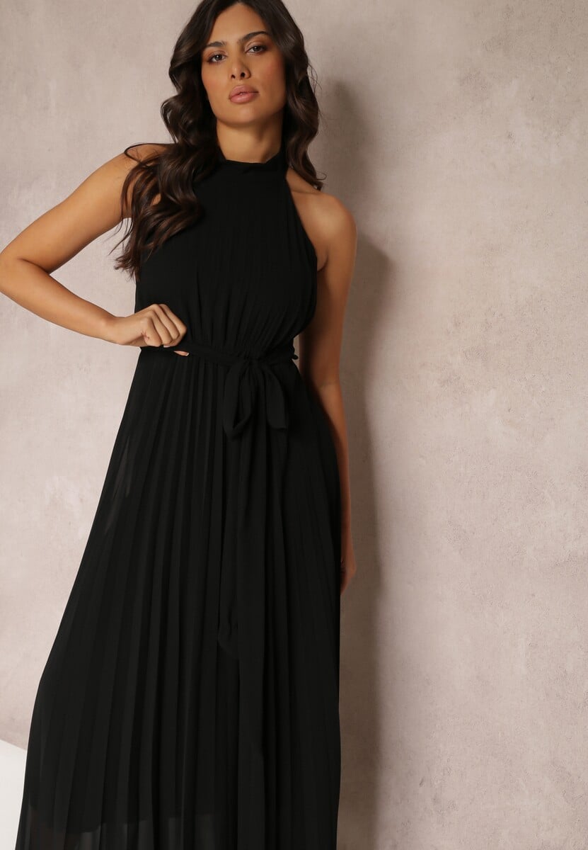 Czarna Sukienka Maxi bez Rękawów z Gumką w Talii z Plisowanej Tkaniny Pesstia