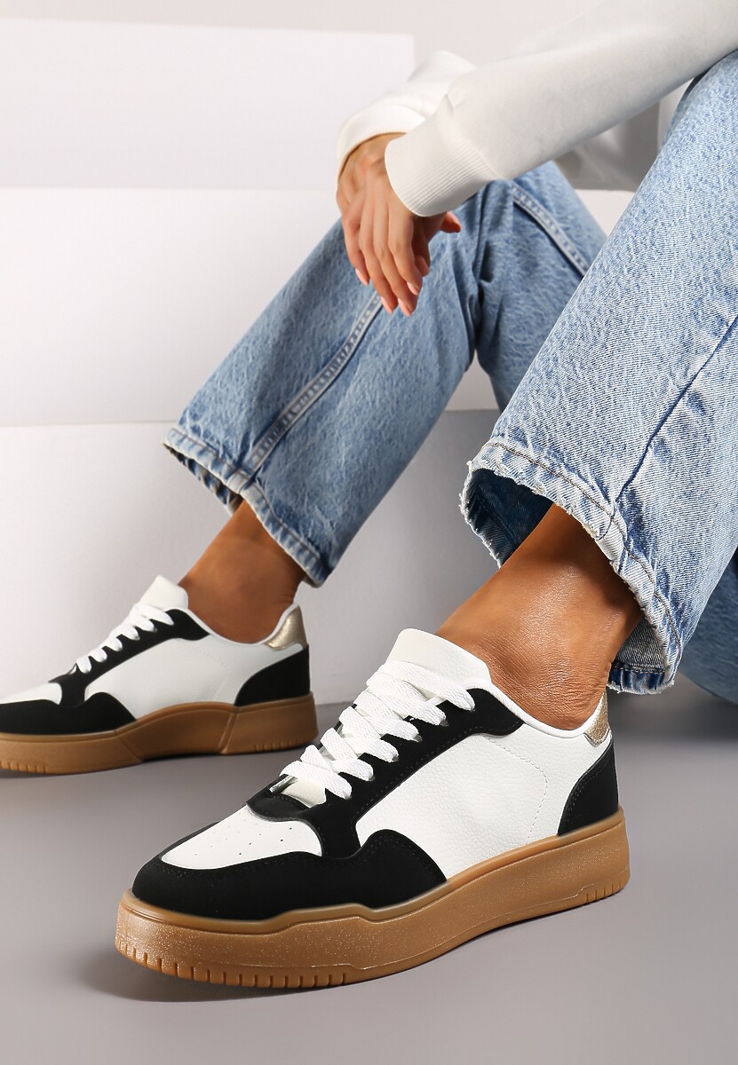 Czarne Casualowe Sneakersy na Płaskiej Podeszwie z Perforacją Theneria