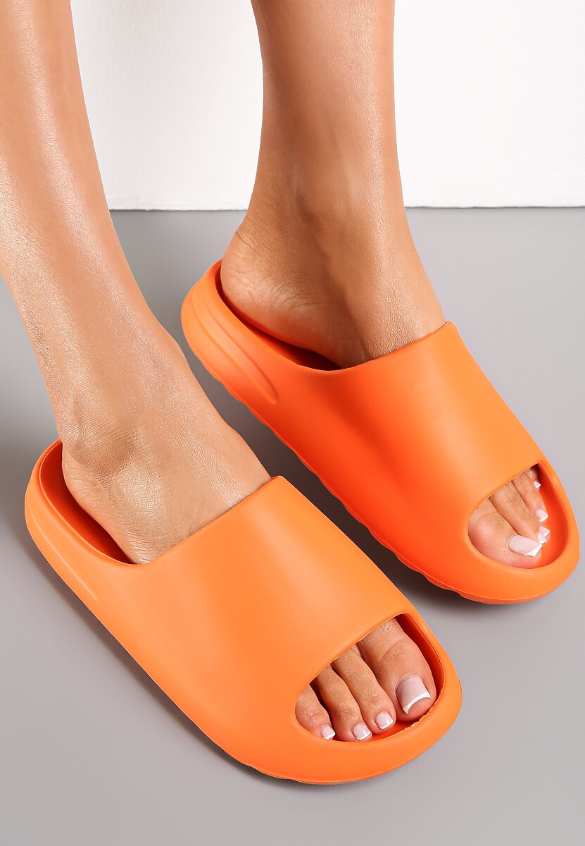 Pomarańczowe Piankowe Klapki na Platformie z Szerokim Paskiem Madarol