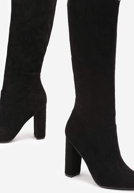 Czarne Kozaki przed Kolano na Słupku Celenite