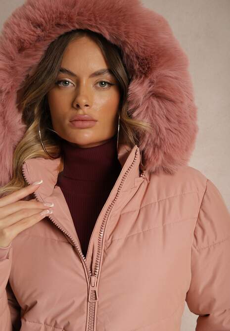 Różowa Zimowa Kurtka z Pikowanymi Przeszyciami i Odpinanym Kapturem z Futrem Jackiala