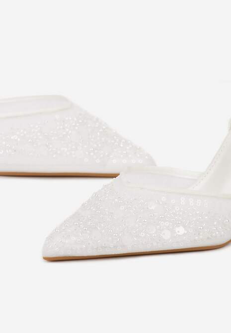 Białe Szpilki Slingback Zdobione Perełkami i Cekinami Irifera