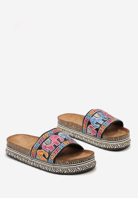 Czarne Klapki na Podeszwie w Paski z Haftowanym Motywem Słoni Istgare