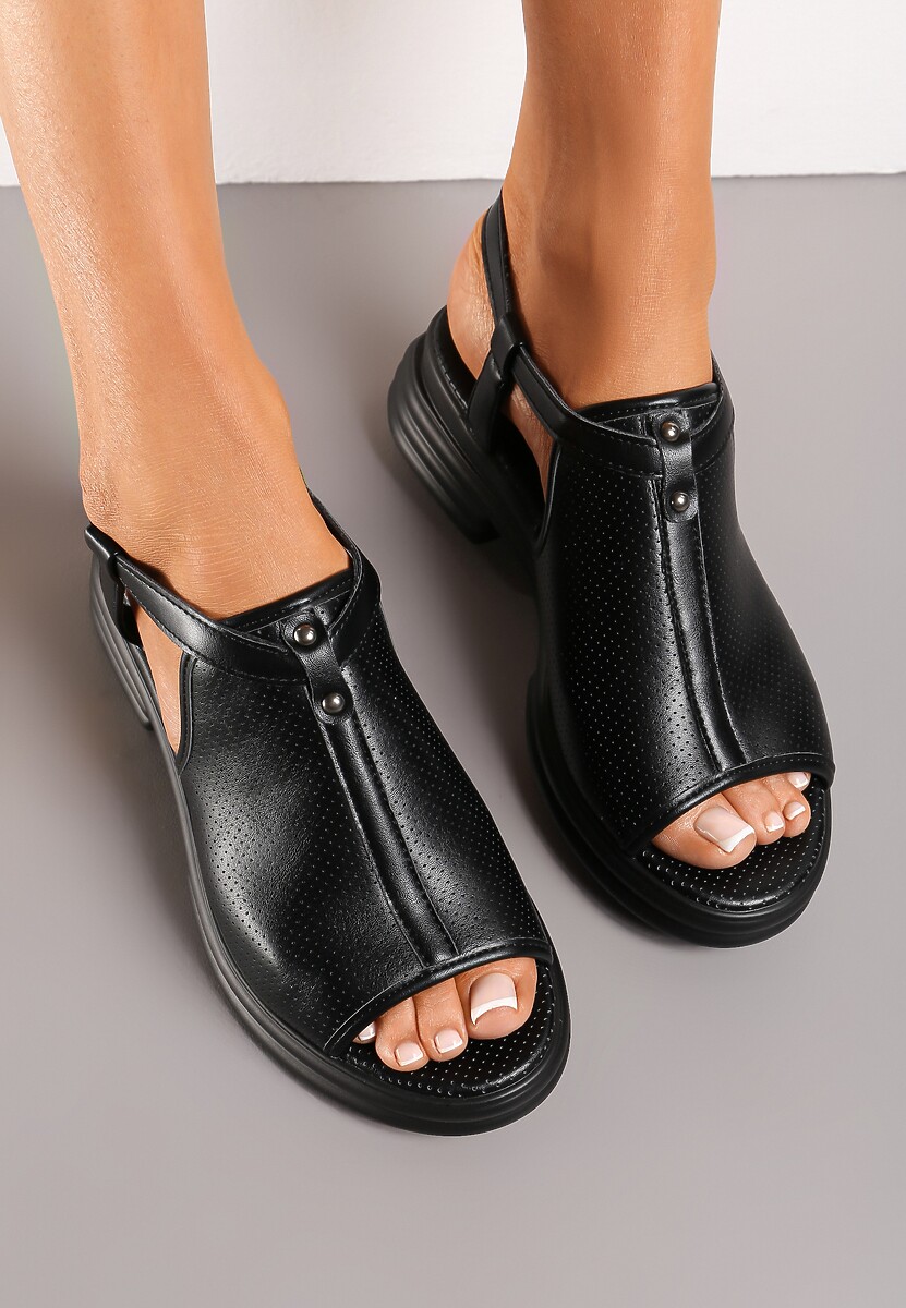 Czarne Sandały Ażurowe na Niskim Obcasie Zapinane wokół Kostki Boretta