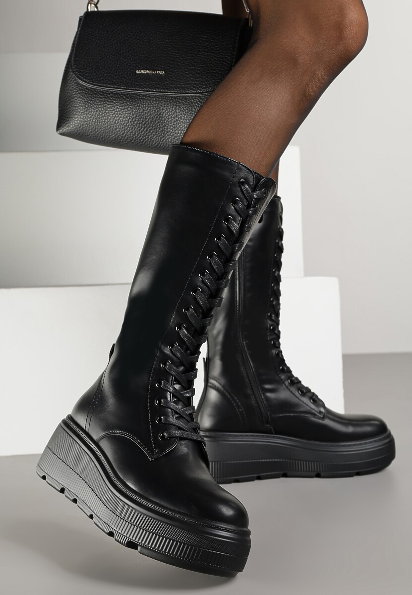 Czarne Kozaki Grunge na Platformie ze Sznurowaną Cholewką Ilomare