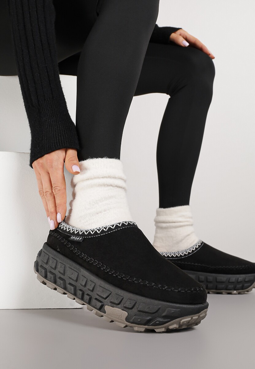 Beżowo-Zielone Śniegowce na Platformie z Tłoczeniem i Niską Cholewką Violova