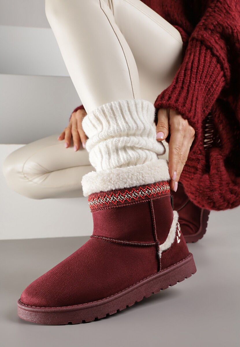 Bordowe Śniegowce o Wsuwanym Fasonie z Haftem i Futrem przy Cholewce Mevinadia