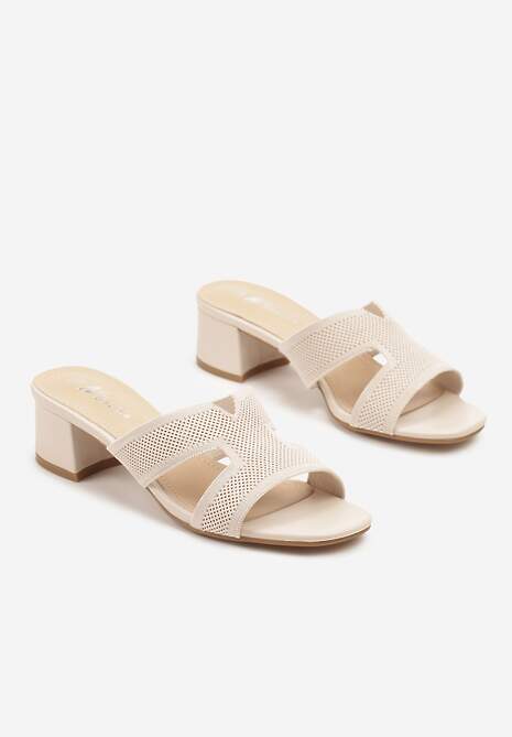 Beżowe Klapki na Słupkowym Obcasie Zdobione Wycięciami Lisaria