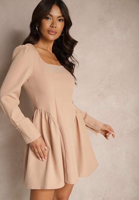 Beżowa Krótka Sukienka z Kwadratowym Dekoltem o Rozkloszowanym Fasonie Enadis