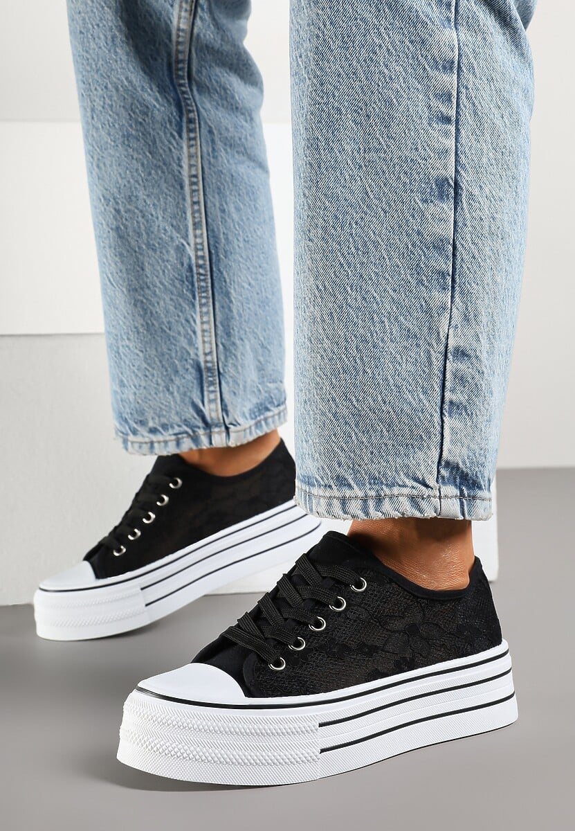 Czarne Koronkowe Trampki Vices na Podwójnej Podeszwie Telosira