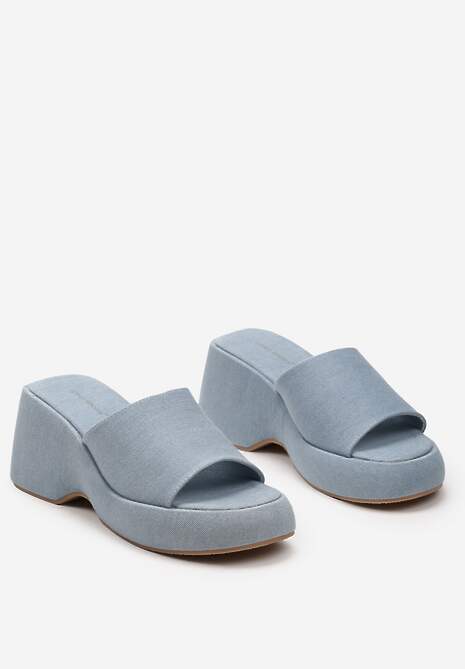 Niebieskie Jednolite Klapki z Szerokim Paskiem na Koturnie z Platformą Kaldira