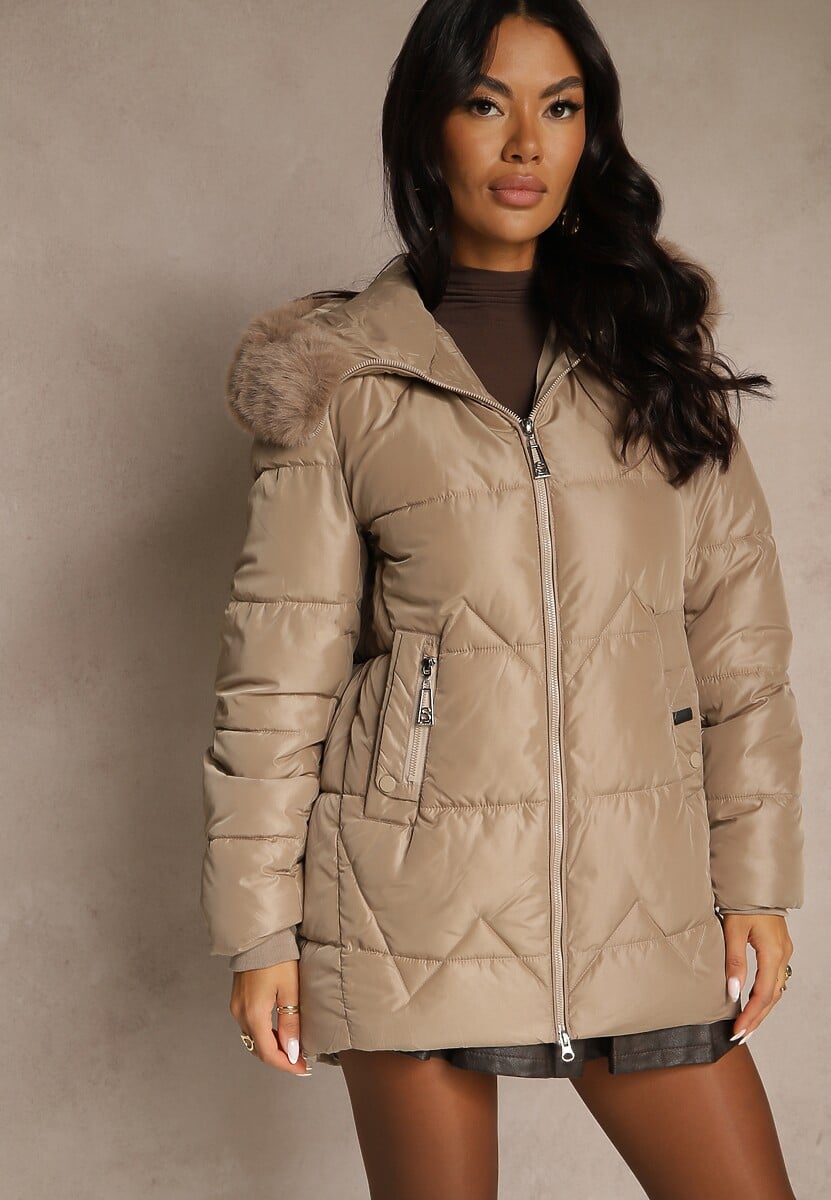 Bordowa Pudełkowa Kurtka z Pikowanymi Przeszyciami i Kapturem z Futerkiem Vebina