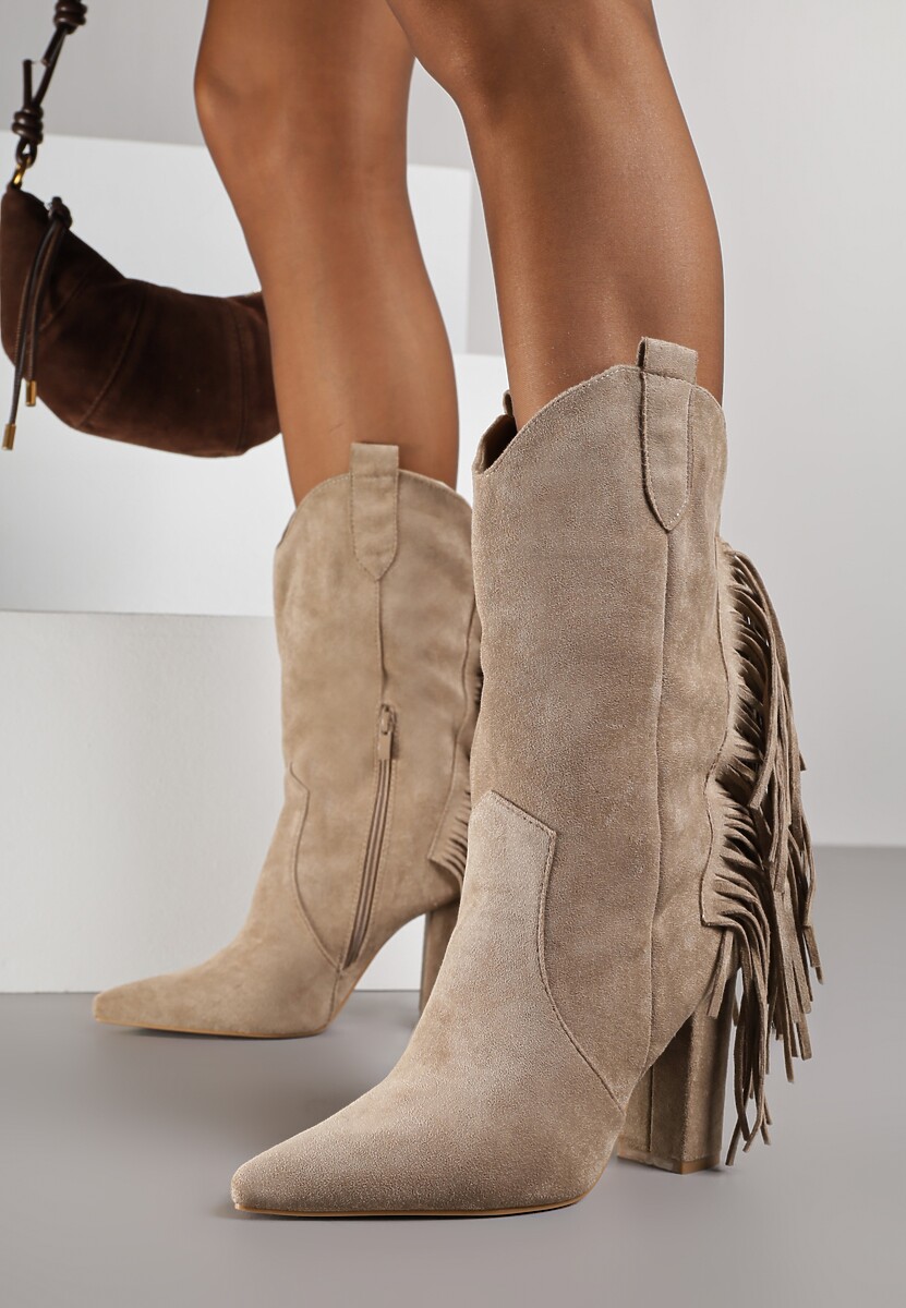 Ciemnobeżowe Botki Kowbojki na Słupku Ozdobione Frędzlami Reikka