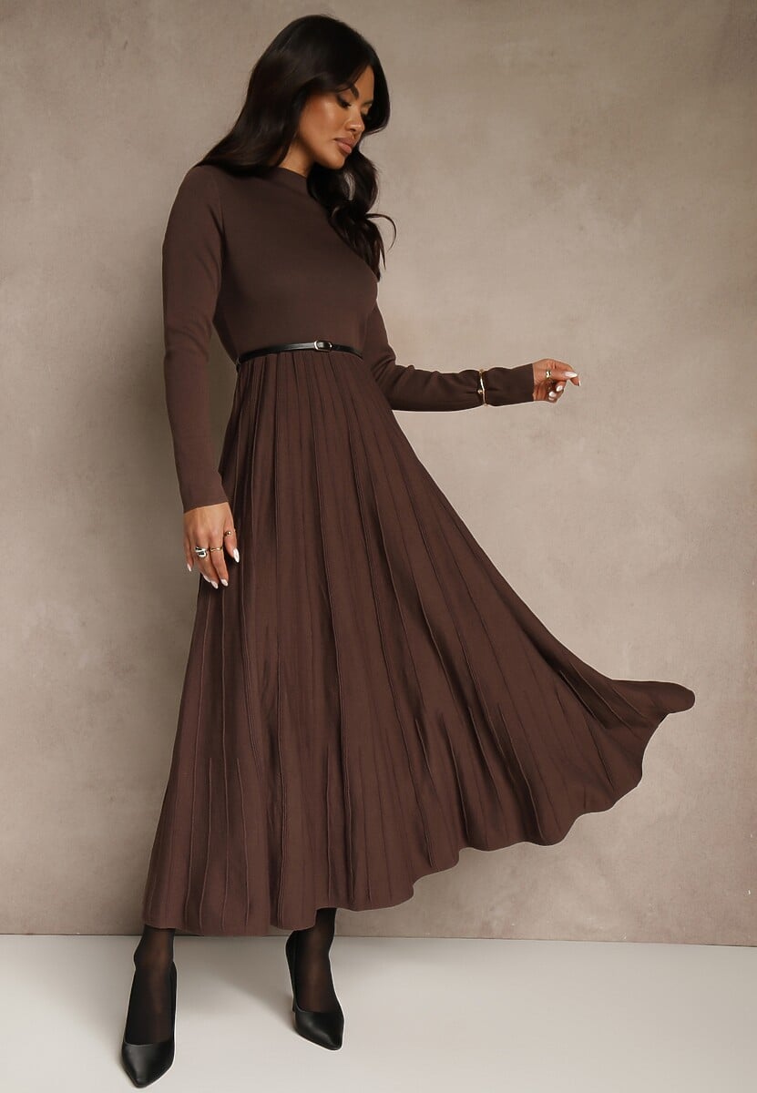 Brązowa Dzianinowa Sukienka Rozkloszowana Longsleeve z Wiskozą i Paskiem Tusnira