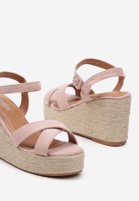 Różowe Sandały na Plecionym Koturnie Zapinane na Sprzączkę Wokół Kostki Caldoni