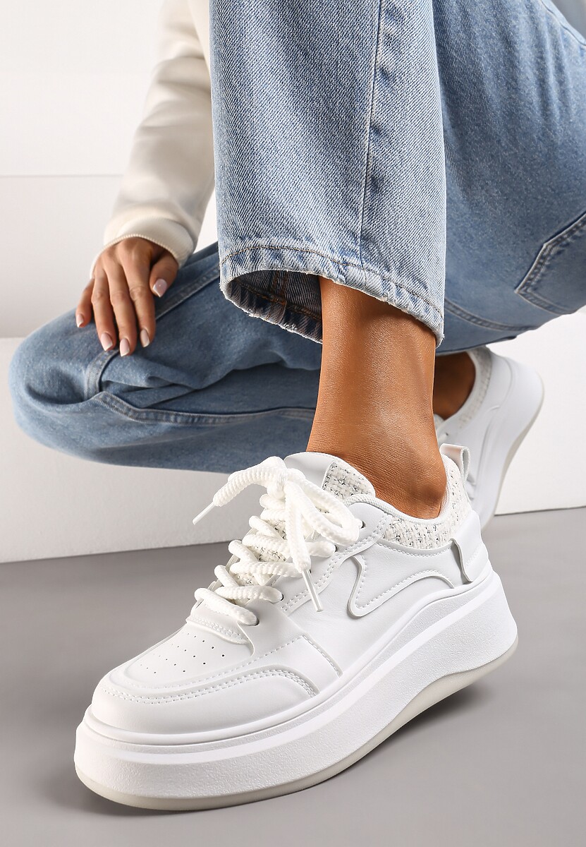 Biało-Beżowe Sneakersy na Platformie przed Kostkę z Ozdobnymi Przeszyciami Arsicada