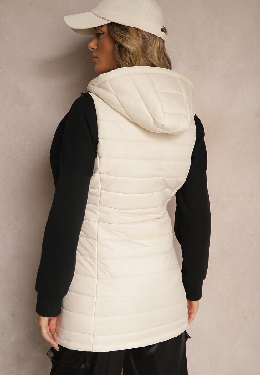 Beżowa Taliowana Kamizelka z Pikowanym Przeszyciem z Kapturem z Możliwością Odpięcia Inadorae