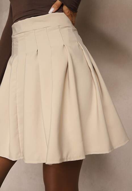 Beżowa Rozkloszowana Spódnica Mini z Zakładkami Plainnet