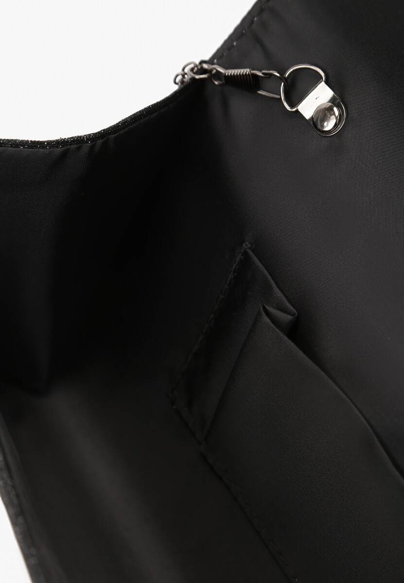 Czarna Brokatowa Torebka Kopertówka z Marszczeniem Ombara