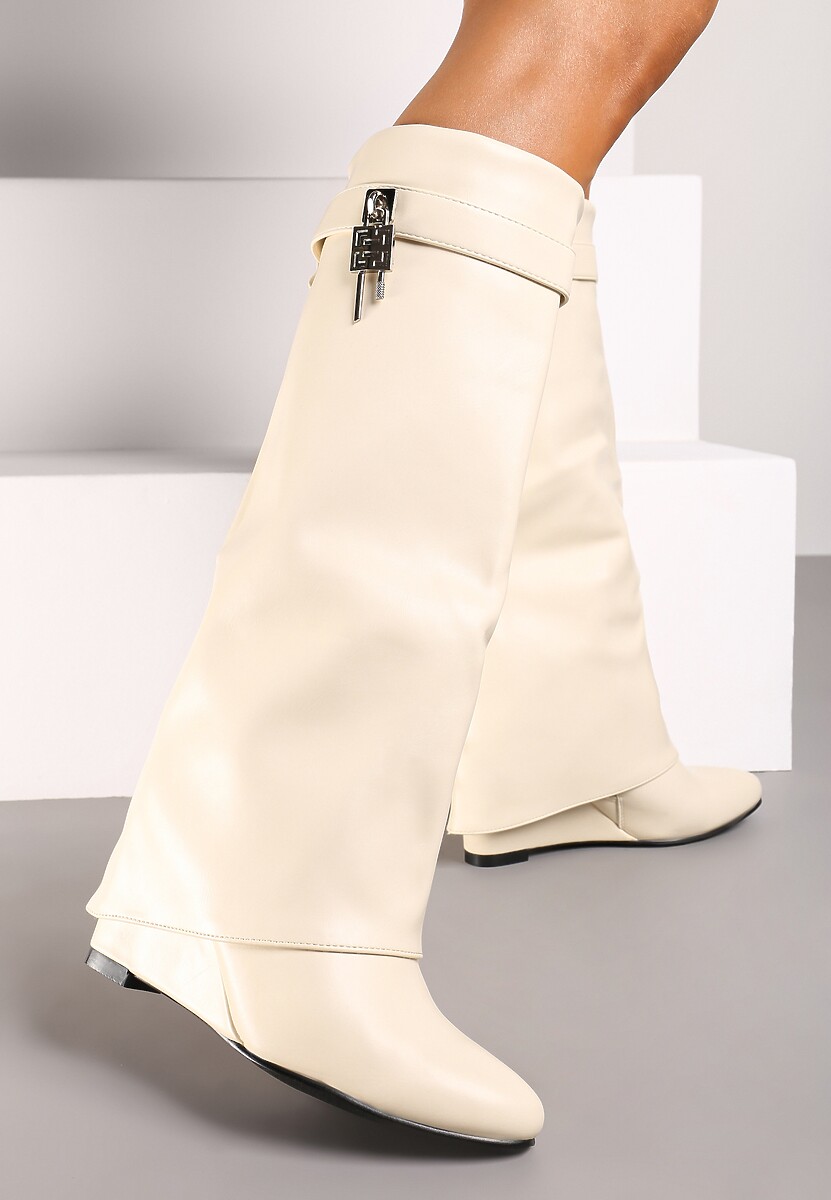 Beżowe Kozaki z Cholewką Imitującą Nogawkę i Koturnem Ericelle