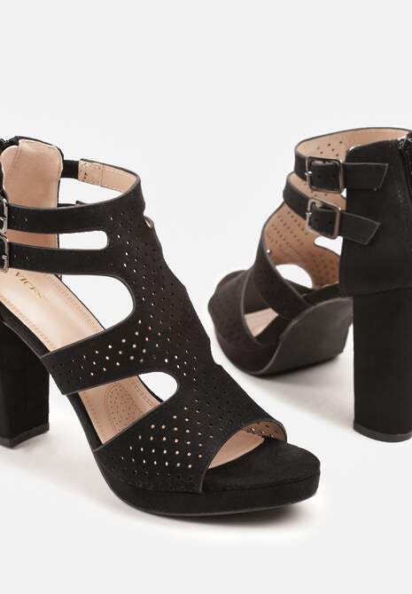 Czarne Sandały na Słupku Vices Ozdobione Wycięciami i Perforacją Firaleia