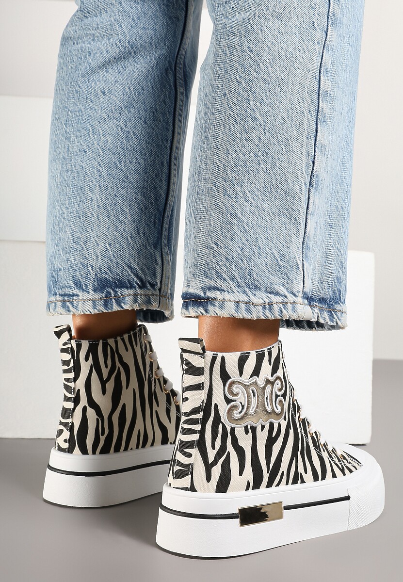 Beżowo-Czarne Trampki na Platformie za Kostkę Ozdobione Printem w Zeberkę i Naszywką Joliris