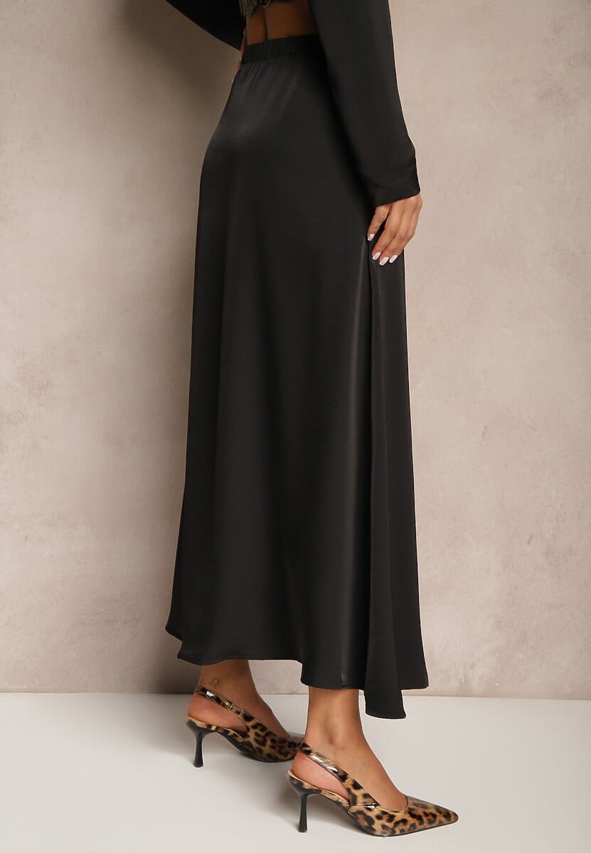 Czarna Spódnica z Satynowej Tkaniny z Wiskozą o Rozkloszowanym Kroju Tiraviel
