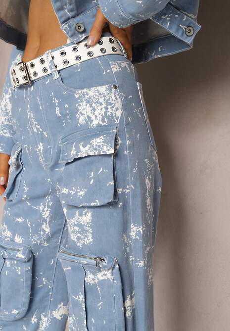 Niebieskie Jeansy Cargo z Szerokimi Kieszeniami i Efektem Sprania Xallia