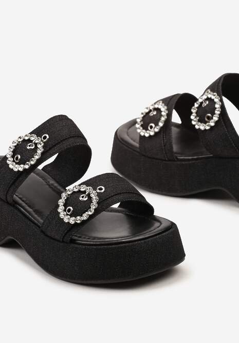 Czarne Wsuwane Klapki Ozdobione Cyrkoniami i Klamrami Miriala