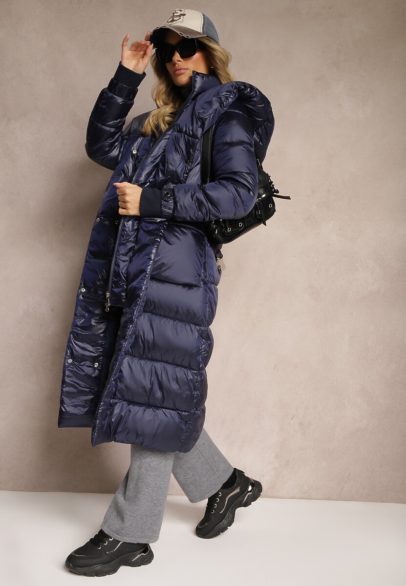 Granatowa Pikowana Kurtka z Kapturem Paskiem z Klamrą i Eleganckim Kołnierzem Vailana