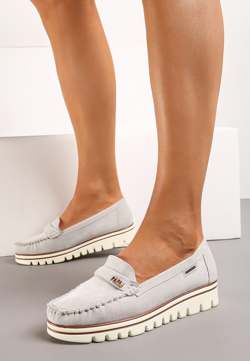 Szare Mokasyny ze Skórzaną Wkładką na Podeszwie w Paski z Cyrkoniami i Marszczeniem Dilema