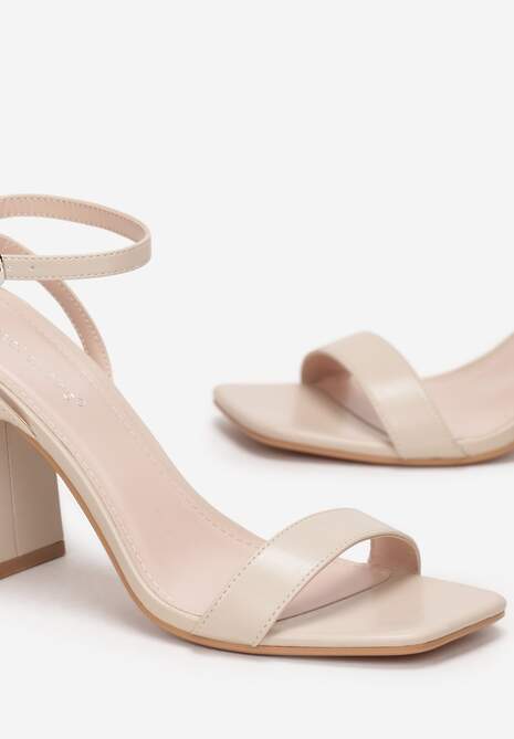 Beżowe Sandały na Stożkowym Obcasie ze Sprzączką Arke
