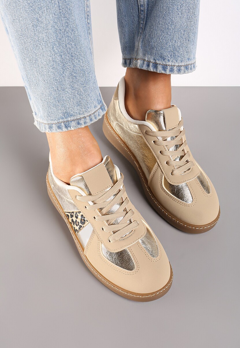 Beżowo-Brązowe Sneakersy na Płaskiej Podeszwie Ozdobione Metalicznymi Elementami Nevlise