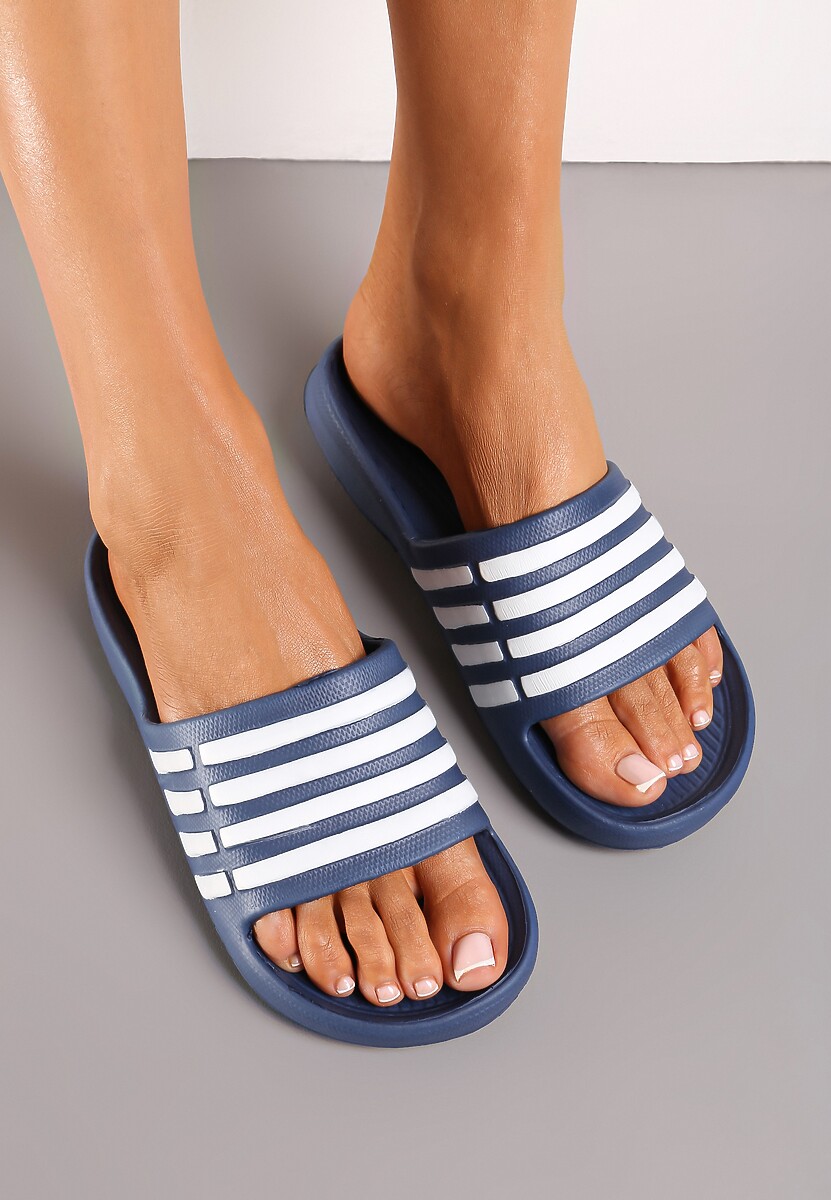 Granatowo-Białe Klapki Basenowe z Szerokim Ozdobnym Paskiem Jutteria