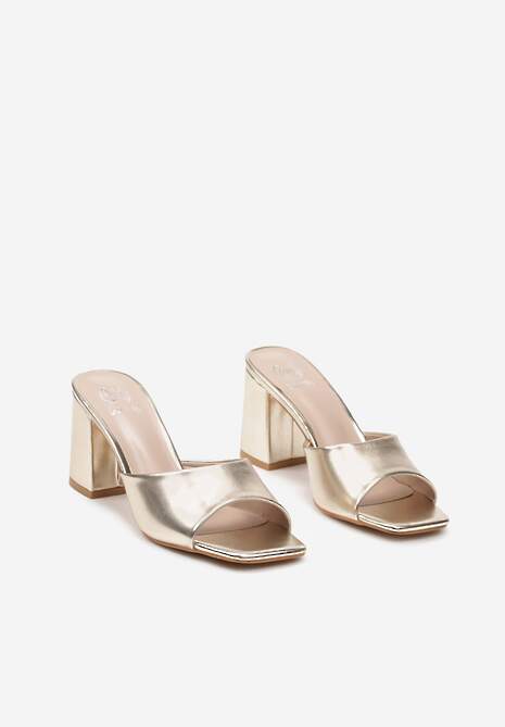 Złote Wsuwane Klapki z Ekoskóry na Obcasie Słupkowym Kaviana