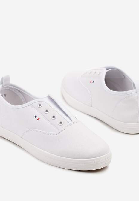 Białe Wsuwane Tenisówki w Casualowym Stylu Sepessa