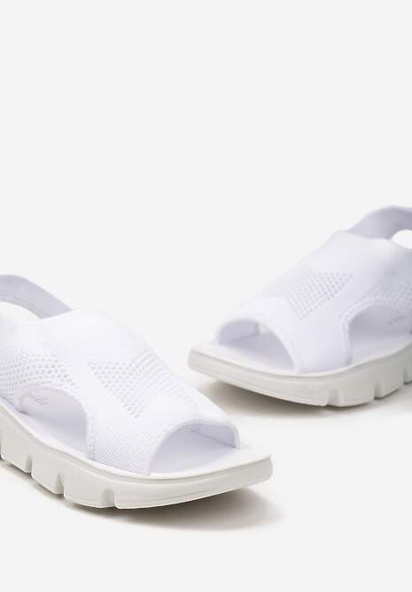 Białe Wsuwane Sandały z Materiałową Cholewką Aridema