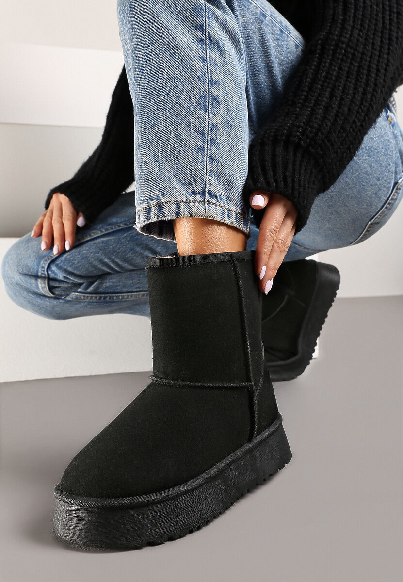 Czarne Śniegowce na Platformie z Ociepleniem Ozdobione Przeszyciami Tamirlin