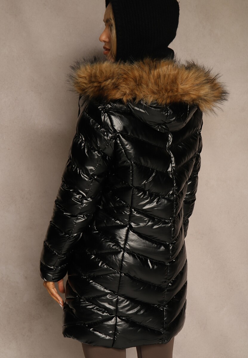 Czarno-Brązowa Kurtka Pikowana  o Długim Kroju Ozdobiona Sznurkami i Odpinanym Futerkiem Lorrina