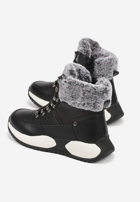 Czarne Trapery Ocieplone i Ozdobione Pluszowym Futerkiem Zenela