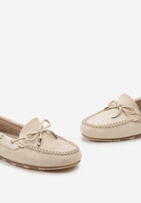 Beżowe Mokasyny Ozdobione Wiązaniami i Kokardką na Froncie Cimella