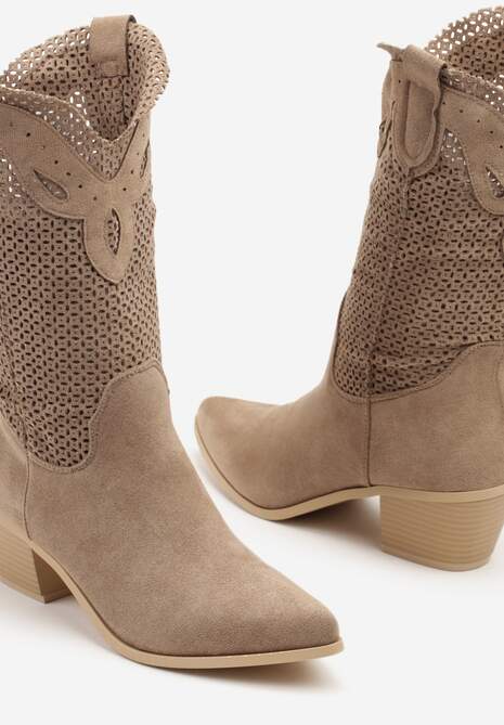 Ciemnobeżowe Botki Kowbojki na Słupku z Ażurową Cholewką Felmira