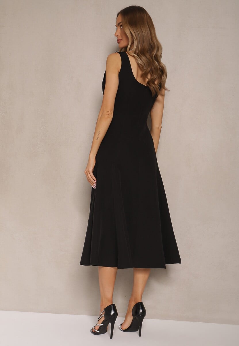 Czarna Rozkloszowana Sukienka w Klasycznym Stylu Deslene