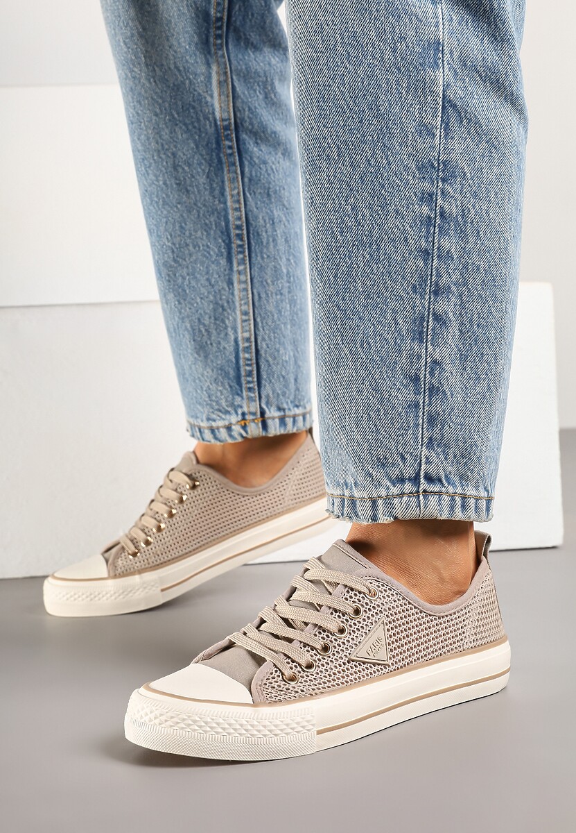 Ciemnobeżowe Szydełkowe Trampki o Klasycznym Fasonie Vovessa