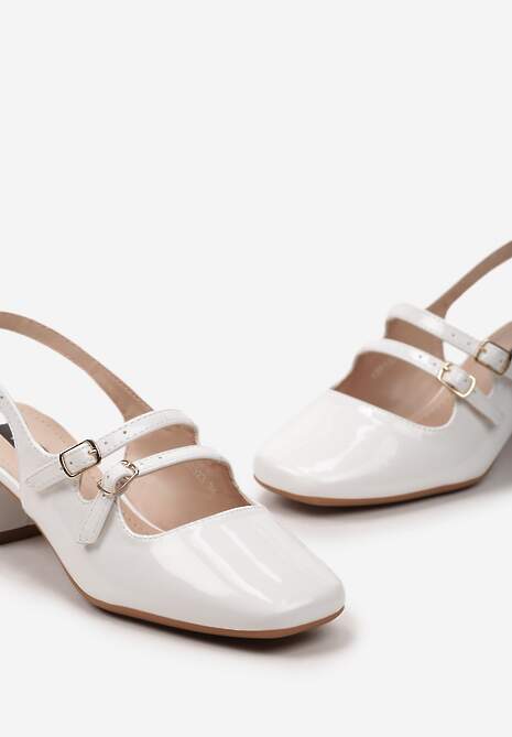 Białe Czółenka na Niskim Słupku ze Sprzączkami i Noskiem w Kwadrat Seraphela